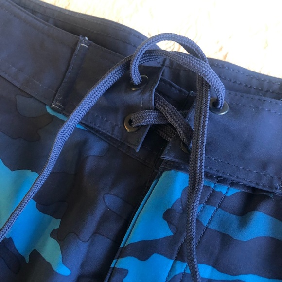NEW. Board Shorts XL - Picture 7 of 12